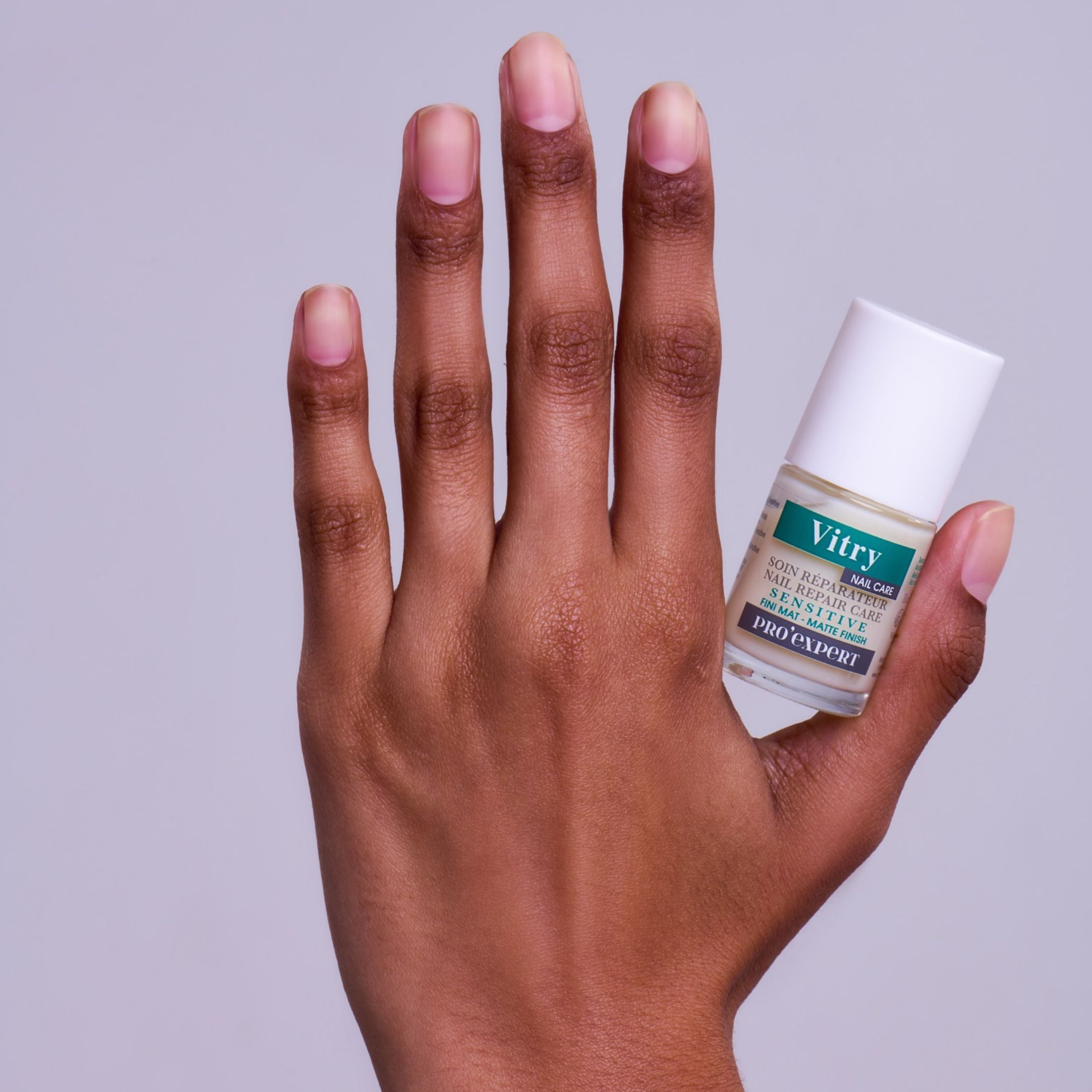 Pro'Expert Sensitive Repairing Care with a matte finish